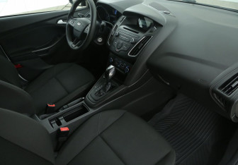 Подержанный автомобиль Ford Focus Wagon 2019 года (9 фото)