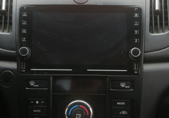 Подержанный автомобиль Kia Cerato Sedan 2011 года (13 фото)