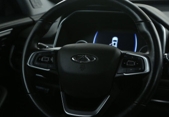 Подержанный автомобиль Chery Tiggo 8 2020 года (16 фото)