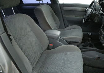 Подержанный автомобиль Chevrolet Lacetti Sedan 2008 года (10 фото)