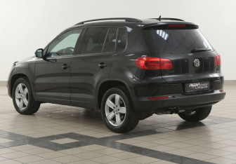Подержанный автомобиль Volkswagen Tiguan 2014 года (2 фото)