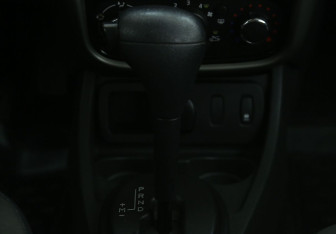 Подержанный автомобиль Renault Duster 2014 года (15 фото)