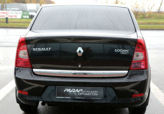 Подержанный автомобиль Renault Logan Sedan 2012 года (5 фото)