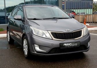 Подержанный автомобиль Kia Rio Sedan 2012 года (1 фото)