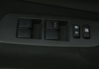 Подержанный автомобиль Toyota Auris Hatchback 2007 года (18 фото)