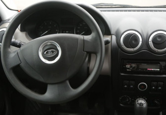 Подержанный автомобиль LADA (ВАЗ) Largus Wagon 2016 года (14 фото)