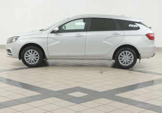 Подержанный автомобиль LADA (ВАЗ) Vesta Wagon 2019 года (7 фото)