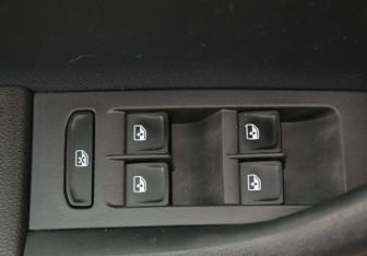 Подержанный автомобиль Skoda Rapid Liftback 2018 года (17 фото)