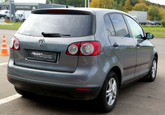 Подержанный автомобиль Volkswagen Golf Plus 2008 года (6 фото)