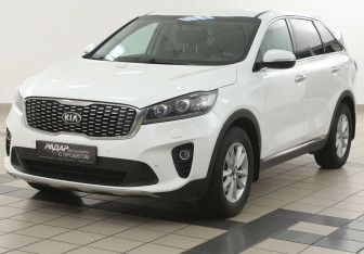 Подержанный автомобиль Kia Sorento 2019 года (7 фото)