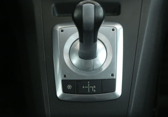 Подержанный автомобиль Opel Zafira Compactvan 2008 года (15 фото)