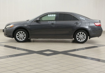 Подержанный автомобиль Toyota Camry Sedan 2008 года (7 фото)