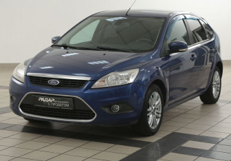 Подержанный автомобиль Ford Focus Hatchback 2008 года (7 фото)