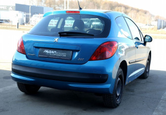 Подержанный автомобиль Peugeot 207 Hatchback 2008 года (6 фото)