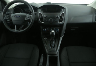 Подержанный автомобиль Ford Focus Wagon 2019 года (12 фото)