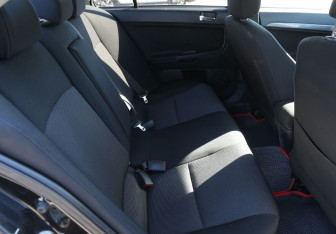 Подержанный автомобиль Mitsubishi Lancer Sedan 2008 года (11 фото)