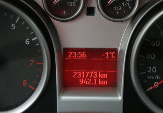 Подержанный автомобиль Ford Focus Hatchback 2008 года (18 фото)