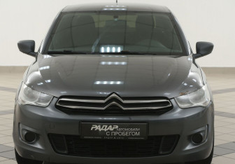 Подержанный автомобиль Citroen C-Elysee 2013 года (6 фото)