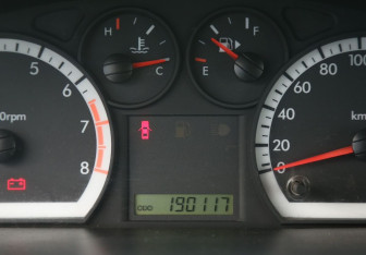 Подержанный автомобиль Chevrolet Aveo Sedan 2008 года (17 фото)