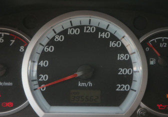 Подержанный автомобиль Chevrolet Lacetti Sedan 2007 года (17 фото)