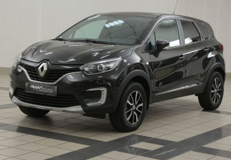 Подержанный автомобиль Renault Kaptur 2019 года (8 фото)
