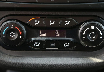 Подержанный автомобиль LADA (ВАЗ) Vesta Sedan 2018 года (17 фото)