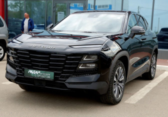 Подержанный автомобиль Jetour Dashing 2023 года (3 фото)