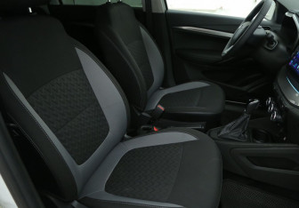 Подержанный автомобиль LADA (ВАЗ) Vesta Sedan 2024 года (10 фото)