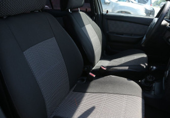 Подержанный автомобиль Daewoo Nexia Sedan 2011 года (10 фото)