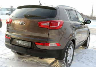 Подержанный автомобиль Kia Sportage 2013 года (6 фото)
