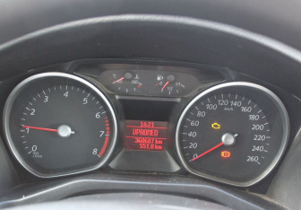 Подержанный автомобиль Ford Mondeo Sedan 2007 года (14 фото)
