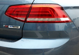 Подержанный автомобиль Volkswagen Passat Sedan 2015 года (13 фото)