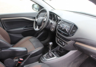 Подержанный автомобиль LADA (ВАЗ) Vesta Sedan 2016 года (9 фото)