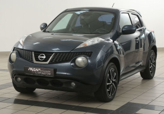 Подержанный автомобиль Nissan Juke 2012 года (8 фото)