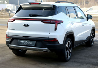 Подержанный автомобиль Москвич 3 2023 года (6 фото)