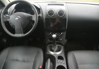 Подержанный автомобиль Nissan Qashqai 2013 года (12 фото)