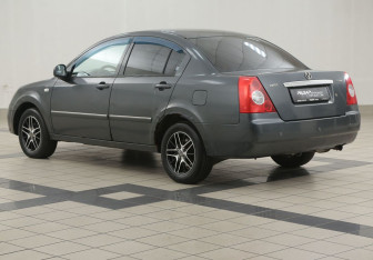 Подержанный автомобиль Vortex Estina 2010 года (2 фото)