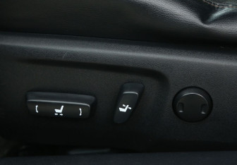 Подержанный автомобиль Toyota Camry Sedan 2014 года (19 фото)