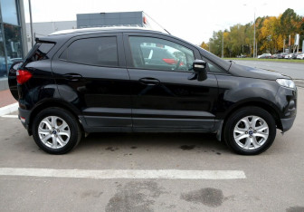 Подержанный автомобиль Ford EcoSport 2014 года (7 фото)