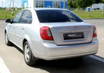 Подержанный автомобиль Chevrolet Lacetti Sedan 2008 года (4 фото)