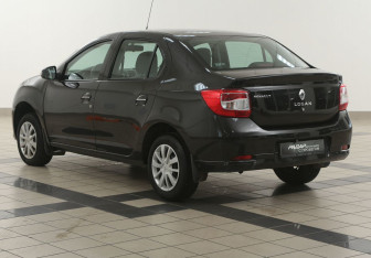Подержанный автомобиль Renault Logan Sedan 2017 года (2 фото)