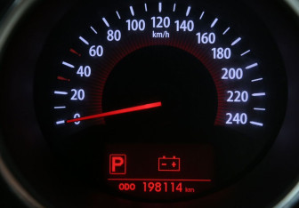 Подержанный автомобиль Kia Sorento 2010 года (21 фото)