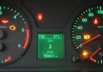 Подержанный автомобиль УАЗ Patriot 2016 года (18 фото)