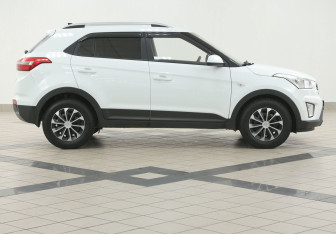 Подержанный автомобиль Hyundai Creta 2016 года (5 фото)