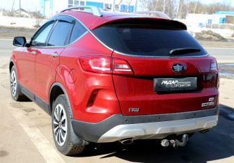 Подержанный автомобиль FAW Besturn X80 2019 года (4 фото)