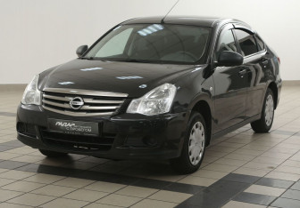 Подержанный автомобиль Nissan Almera Sedan 2018 года (8 фото)
