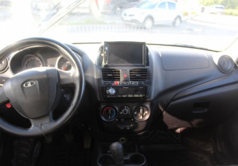 Подержанный автомобиль LADA (ВАЗ) Kalina Wagon 2014 года (13 фото)