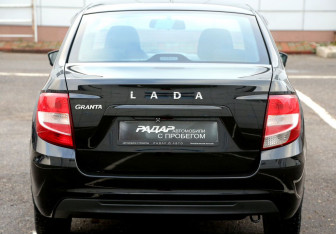 Подержанный автомобиль LADA (ВАЗ) Granta Sedan 2023 года (5 фото)