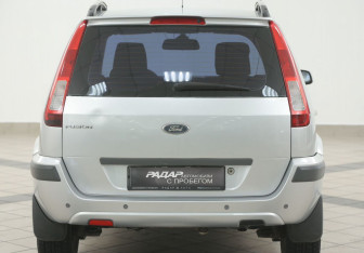 Подержанный автомобиль Ford Fusion 2008 года (3 фото)