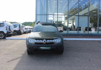 Подержанный автомобиль Renault Duster 2019 года (2 фото)